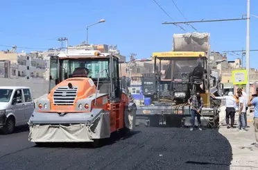 Haleplibahçe Caddesi’nde asfalt çalışmaları sürüyor
