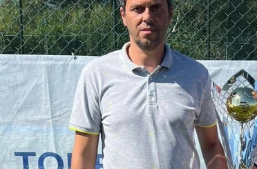 Halı sahada kalp krizi geçiren eski futbolcunun o anları ortaya çıktı 