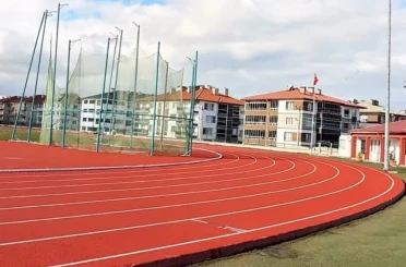 Halil Akkaş Atletizm Stadı yenilenen yüzüyle hizmete açılıyor 