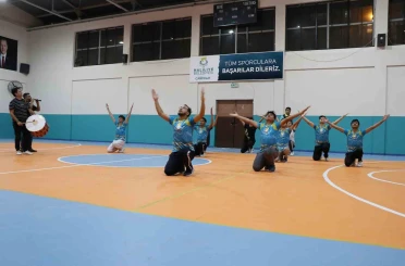 Haliliye’deki halk oyunları kursu ilgi görüyor 