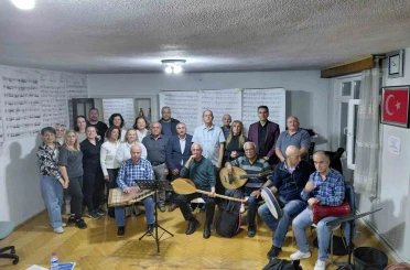 Halk müziği aşıkları Gökkuşağı Halk Müziği Korosu’nda bir araya geldi 