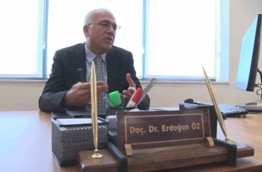 Halk Sağlığı Genel Müdürü Öz: "(Sıcak hava etkisi) Risk grubundaki kişiler saat 10.00 ile 16.00 arasında mümkünse dışarıya çıkmasınlar" 