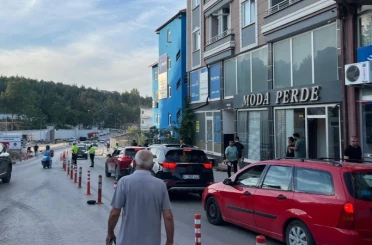 Hamsu Köprüsü’nde toprak kayması: Güvenlik önlemi alındı, trafik kapatıldı 