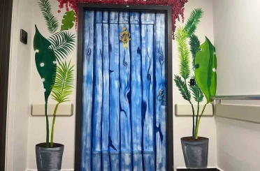 Hastane duvarları ‘İyileştiren Koridorlar’la hayat buldu 