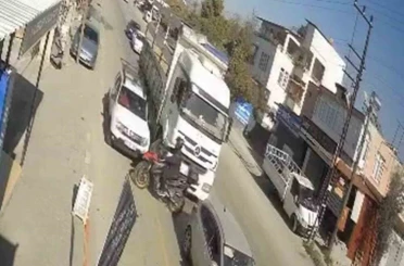 Hatalar silsilesi kazayı getirdi, o anlar kamerada 