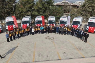 Hatay’da 12 yeni ambulans hizmete alındı 