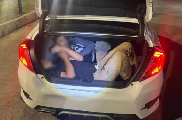 Hatay’da 15 kaçak göçmen yakalandı: 7 organizatör tutuklandı, 5 sürücüye 610 bin TL ceza 