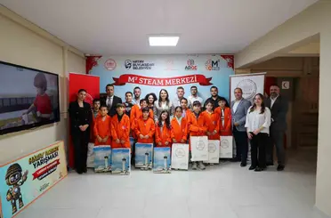 Hatay’da çocuklara robotik kodlama ve tasarım eğitimi verildi
