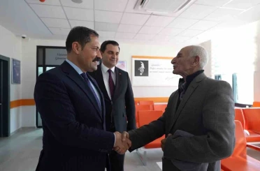 Hataylı aşıktan, devletin şefkatli yüzünü gösteren valiye yürek ısıtan şiir 