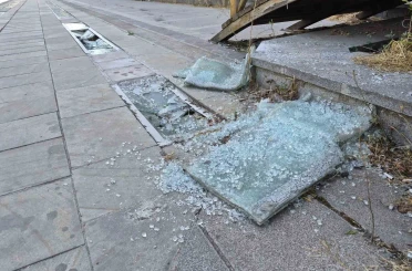 Hatboyu Caddesi vandalların hedefi oldu 