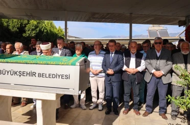 Hayatını kaybeden başkan son yolculuğuna uğurlandı 