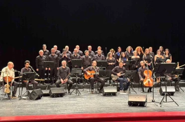 ’Hayattan Sesler Korosu’ndan ayakta alkışlanan konser 