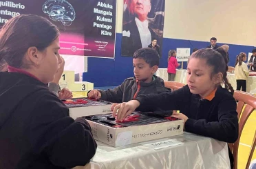 Hayrabolu’da akıl ve zeka oyunları turnuvası düzenlendi 