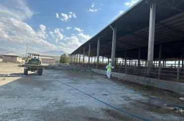 Hayvan pazarında dezenfeksiyon çalışması yapıldı 