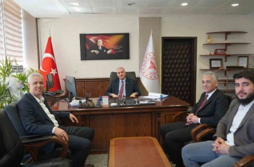 Hekimlerin çalışma şartları ve sağlık sisteminin geleceği Adıyaman’da ele alındı 