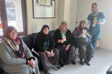 Hem Kur’an okumayı öğreniyorlar hem de sağlık bilgisi alıyorlar 