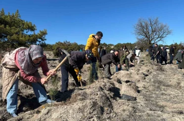 ’Hep Birlikte Geleceğe Nefes’ sloganıyla fidanlar toprakla buluştu 