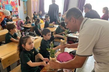 ’Her çocuk bir fidan, ilk ders yeşil vatan’ etkinliği Mersin’de gerçekleştirildi 