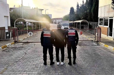 Hırsızlık suçundan kesinleşmiş 14 yıl cezayla aranan şahıs yakalandı 