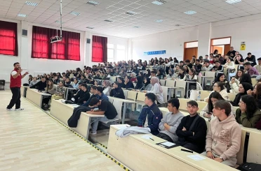 Hisarcık MYO’da öğrencilere Gençlik Merkezi tanıtıldı 