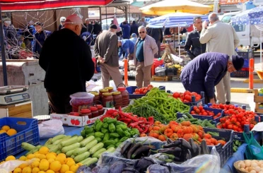 Hizmet üretim endeksi yıllık yüzde 2,5 arttı 