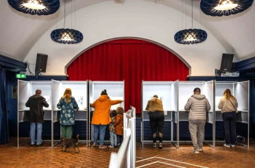 Hollanda’daki parlamento seçimlerini resmi olmayan sonuçlara göre D66 partisi kazandı 