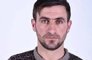 Husumetlileri tarafından, 7 yaşındaki oğlunun gözü önünde vurularak öldürüldü