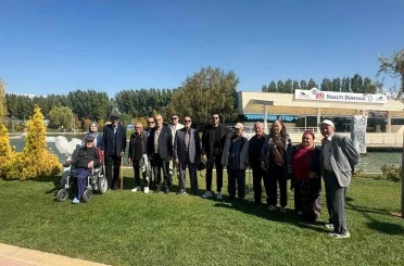 Huzurevinde kalan yaşlılar için gezi düzenlendi 