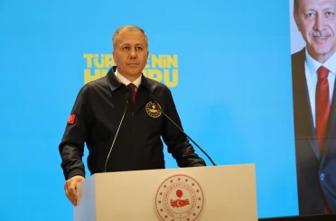 İçişleri Bakanı Ali Yerlikaya, "Türkiye’nin Huzuru Diyarbakır" toplantısına katıldı