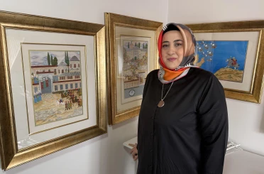 İran’da mahsur kalan tezhip sanatçısı, karayolu ile Türkiye’ye döndü