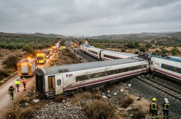 İspanya’da tren kazası yaşandı: 39 kişi öldü 100 kişi yaralandı