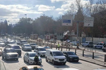 İçişleri Bakanlığı yerleşkesinde konteyner yangını 