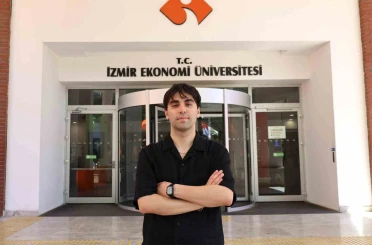 İEÜ’lü Kerem’e Avrupa’dan kabul 