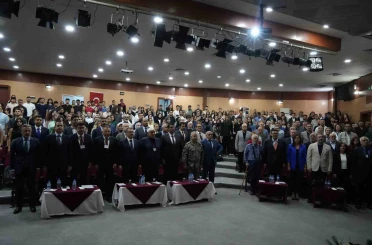 Iğdır Üniversitesi Rektörü Prof. Dr. Gürel: "Dede Korkut Türk milletinin hafızasında ortak bir ilminde yaşayan efsanevi bir kimliktir" 
