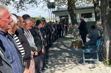 Iğdır’da arkadaşının elindeki silahın patlaması sonucu ölen çocuk toprağa verildi 