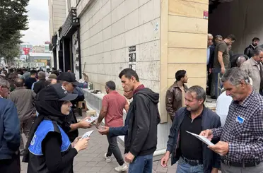 Iğdır’da cuma namazı çıkışında vatandaşlara dolandırıcılık uyarısı
