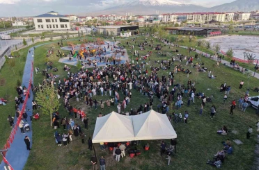 Iğdır’da Hıdırellez şenliği renkli görüntülere sahne oldu 