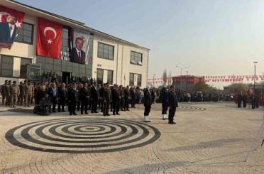 Iğdır’ın düşman işgalinden kurtuluşunun 105’inci yıl dönümü törenlerle kutlandı 