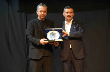 İHA muhabirlerine iki ödül 