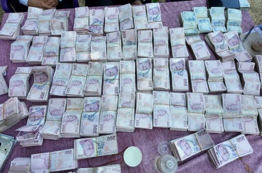İki gece iki gün süren düğünde 35 koyun kesildi, 6 milyon lira takı takıldı 
