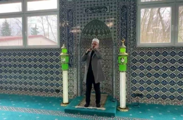 İlber Ortaylı’nın yıllar önceki vasiyeti yerine getirildi: Sesine hayran kaldığı o imam selasını okudu 