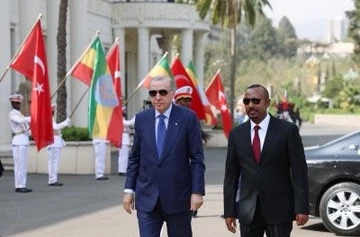 İletişim Başkanı Duran: "Türkiye, barışın ve kardeşliğin yanında olmaya devam edecektir" 