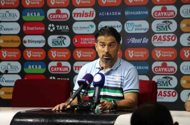 İlhan Palut: "Maç tipik bir beraberlik maçıydı" 