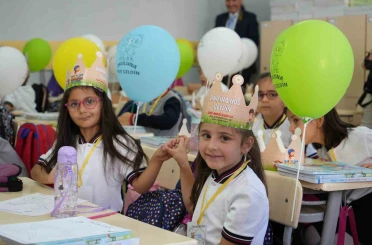 İlk ders zili "Yeşil Vatan" için çaldı 