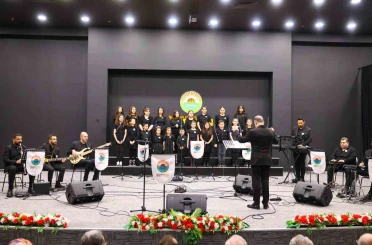 İlkadım Belediyesi Çocuk Korosu, Barış Manço’nun şarkılarını seslendirdi 