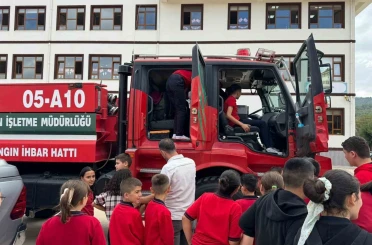 İlkokul öğrencilerinin ilk dersi yeşil vatan 