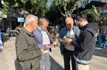 İncirliova’da polis ekipleri vatandaşları uyuşturucuya karşı bilgilendirdi 