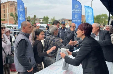 İncirliova’da vatandaşlara ücretsiz fide dağıtıldı 