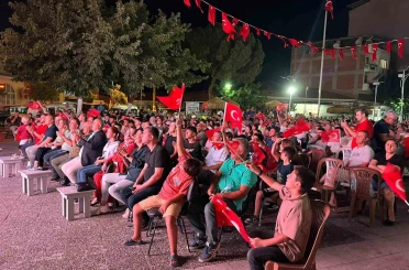 İncirliova’daki vatandaşlar, A Milli Basketbol Takımı maçını dev ekranda izledi 