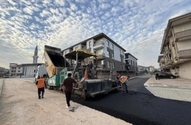 İnegöl Belediyesi’nden 3 bölgede asfalt hamlesi 